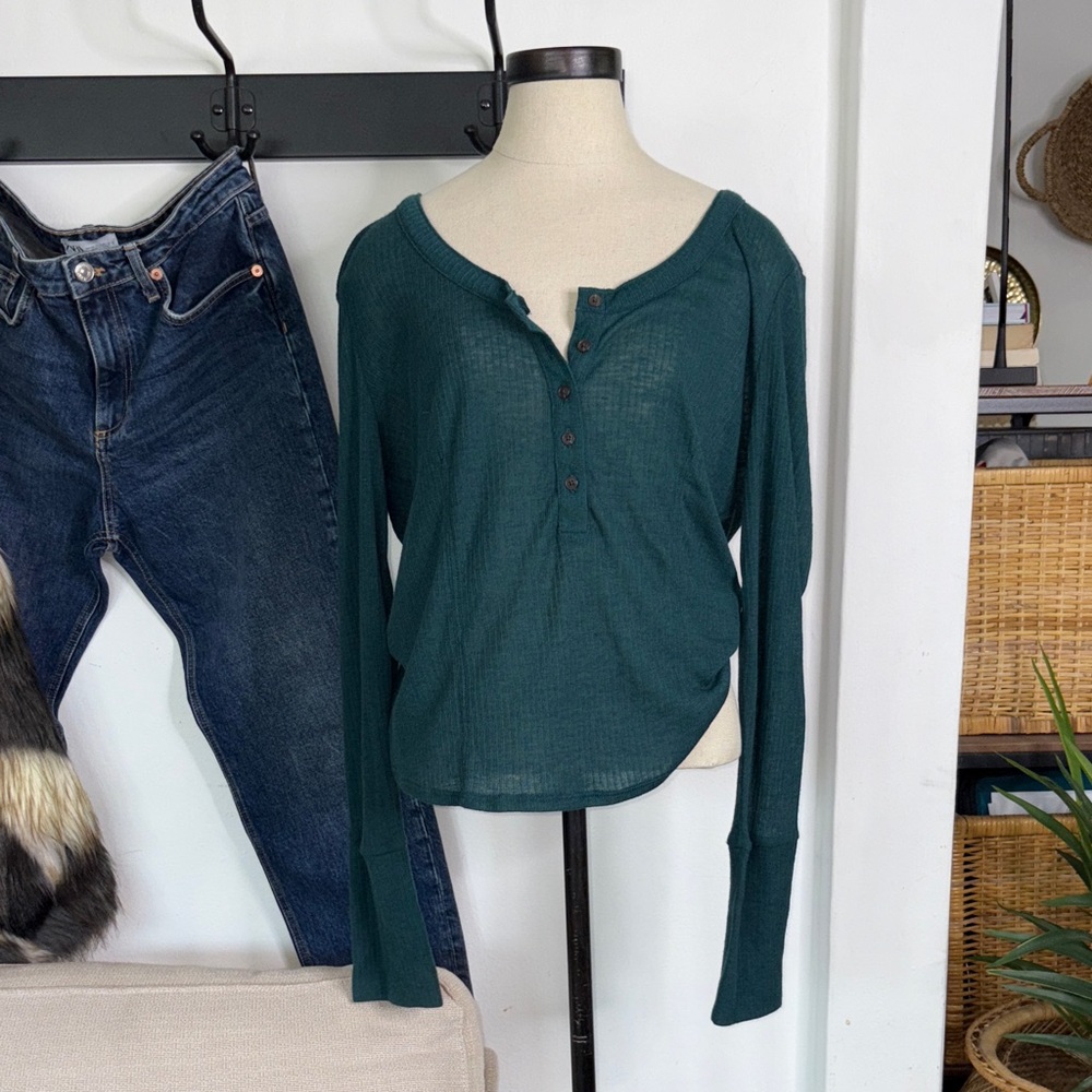 Anthropologie • Pilcro Teal Button-Up light knit